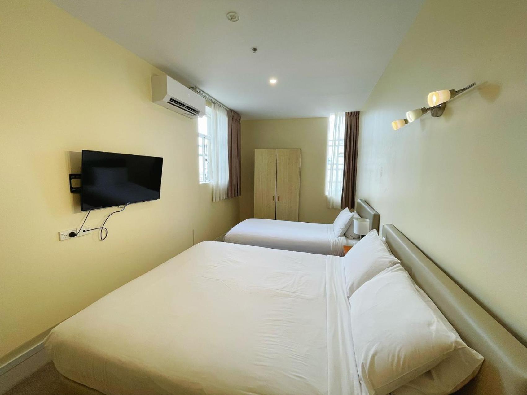 Hotel Grand Serviced