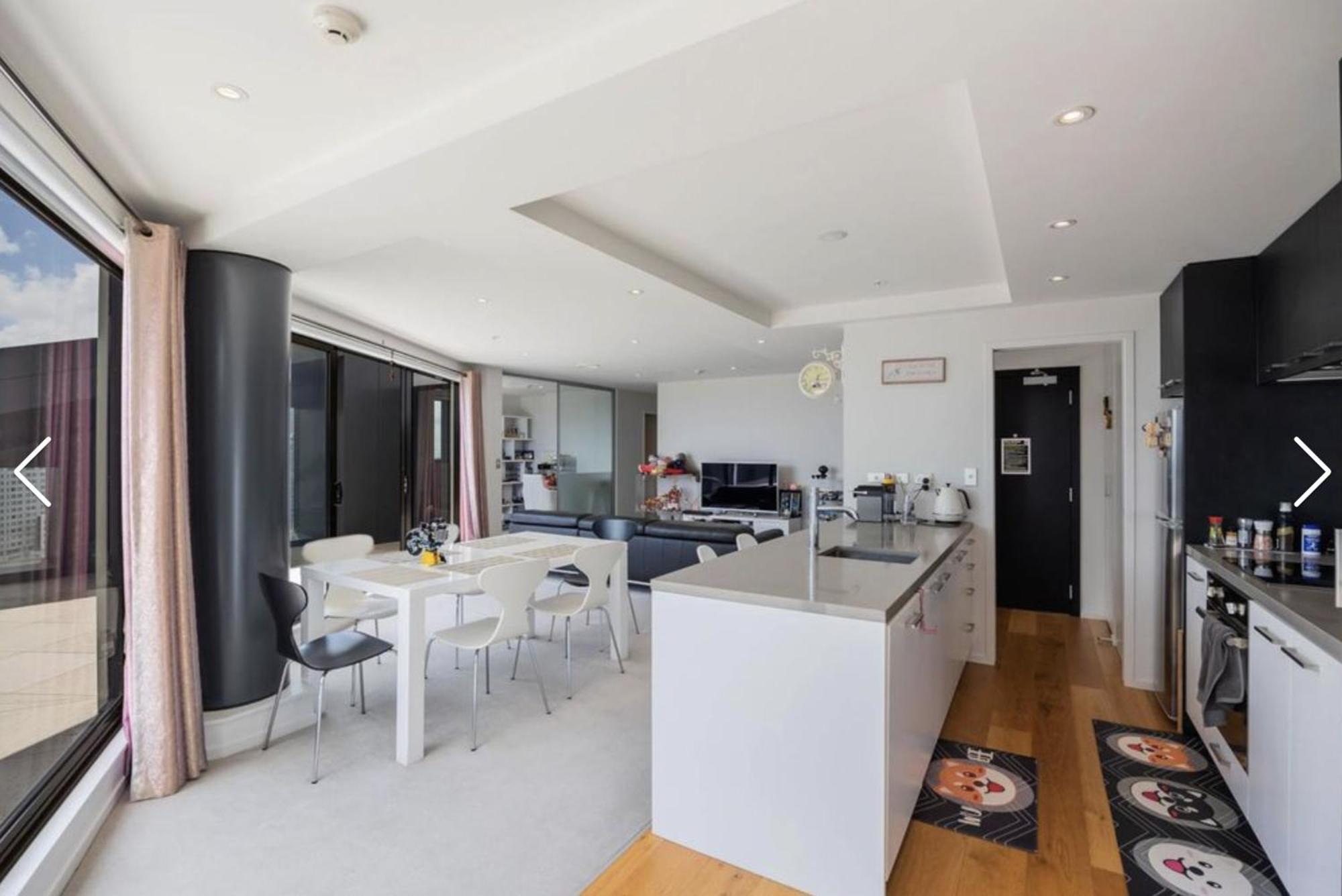 Apartment Stunning 3 Bedroom Penthouse In Cbd *