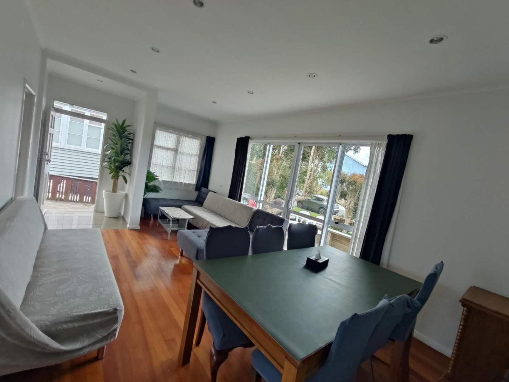 7 Beds Including 4 Double Beds, 1 Single Bed, 2 Double Sofa Beds, 8 Renton Road, Mt Albert, * Auckland