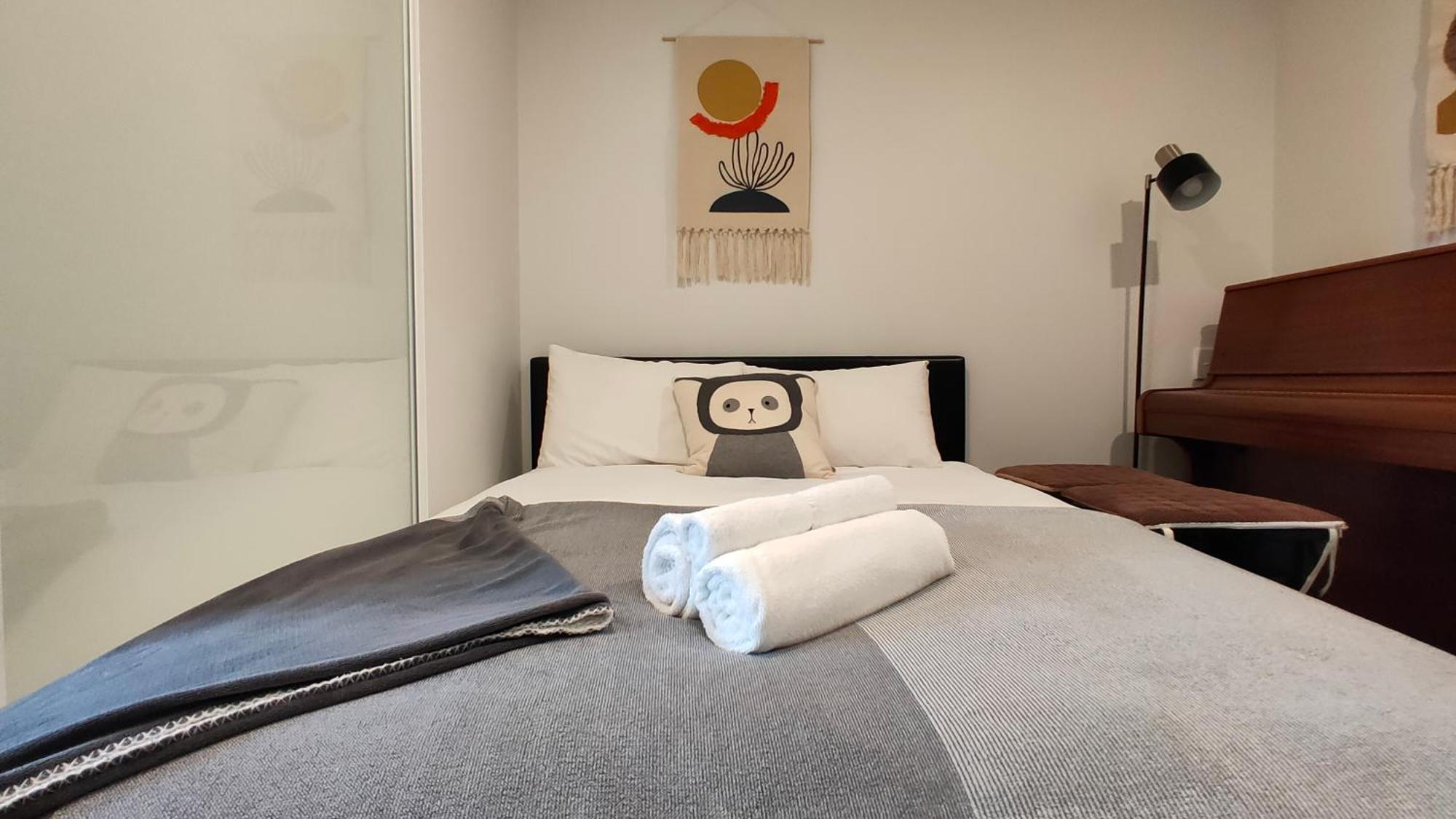 Apartment Stylish And Unique At The Heart Of Newmarket Auckland