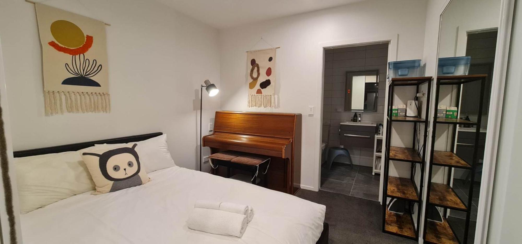 Apartment Stylish And Unique At The Heart Of Newmarket Auckland