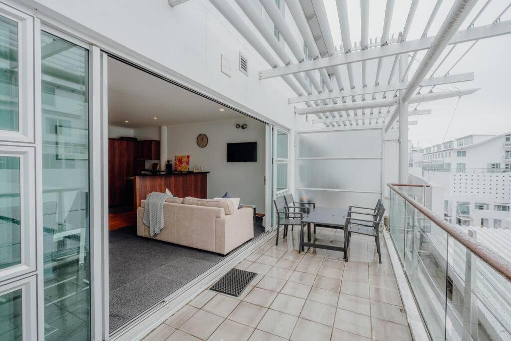 Stunning 2br In Viaduct Harbour