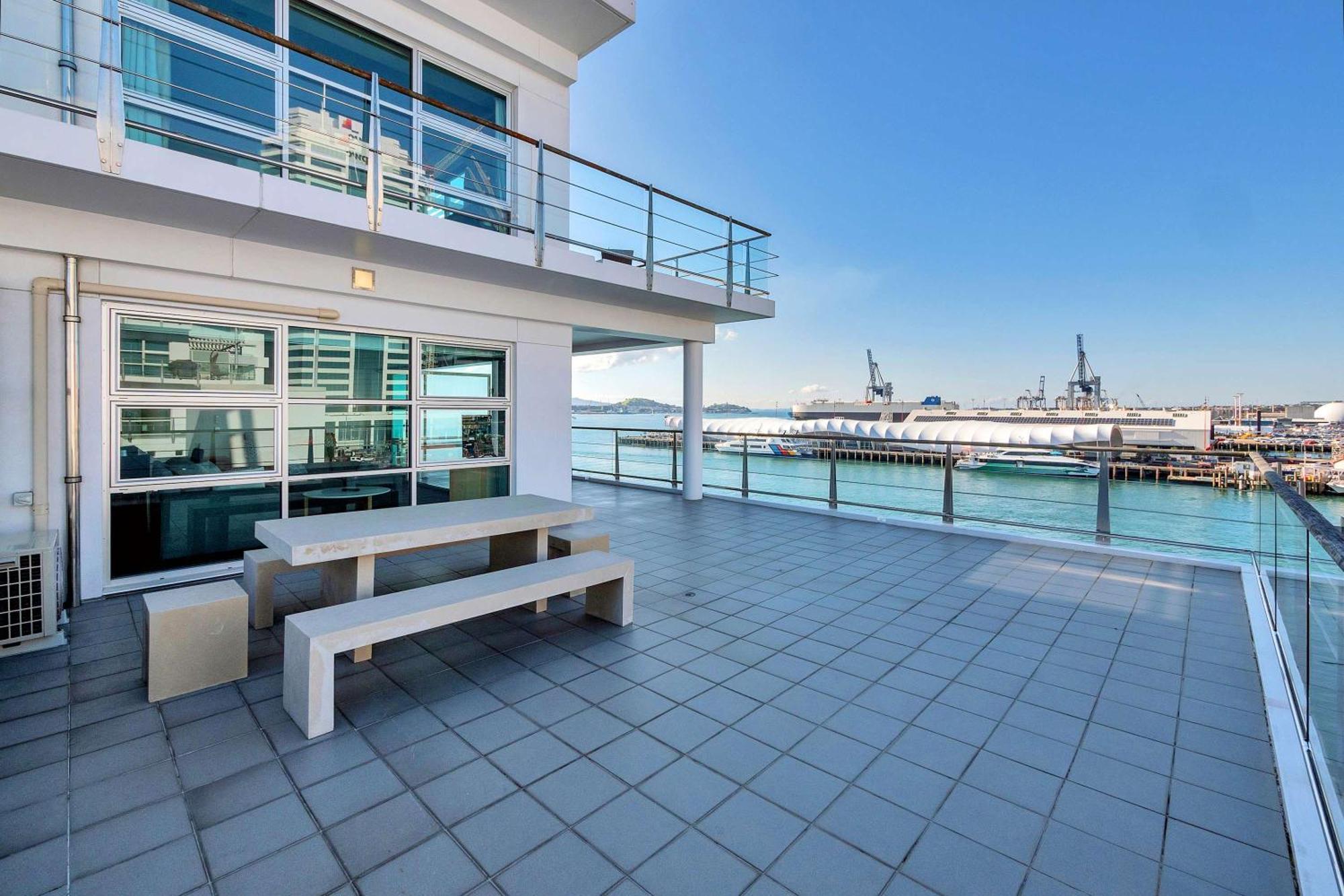 Beautiful Apartment *