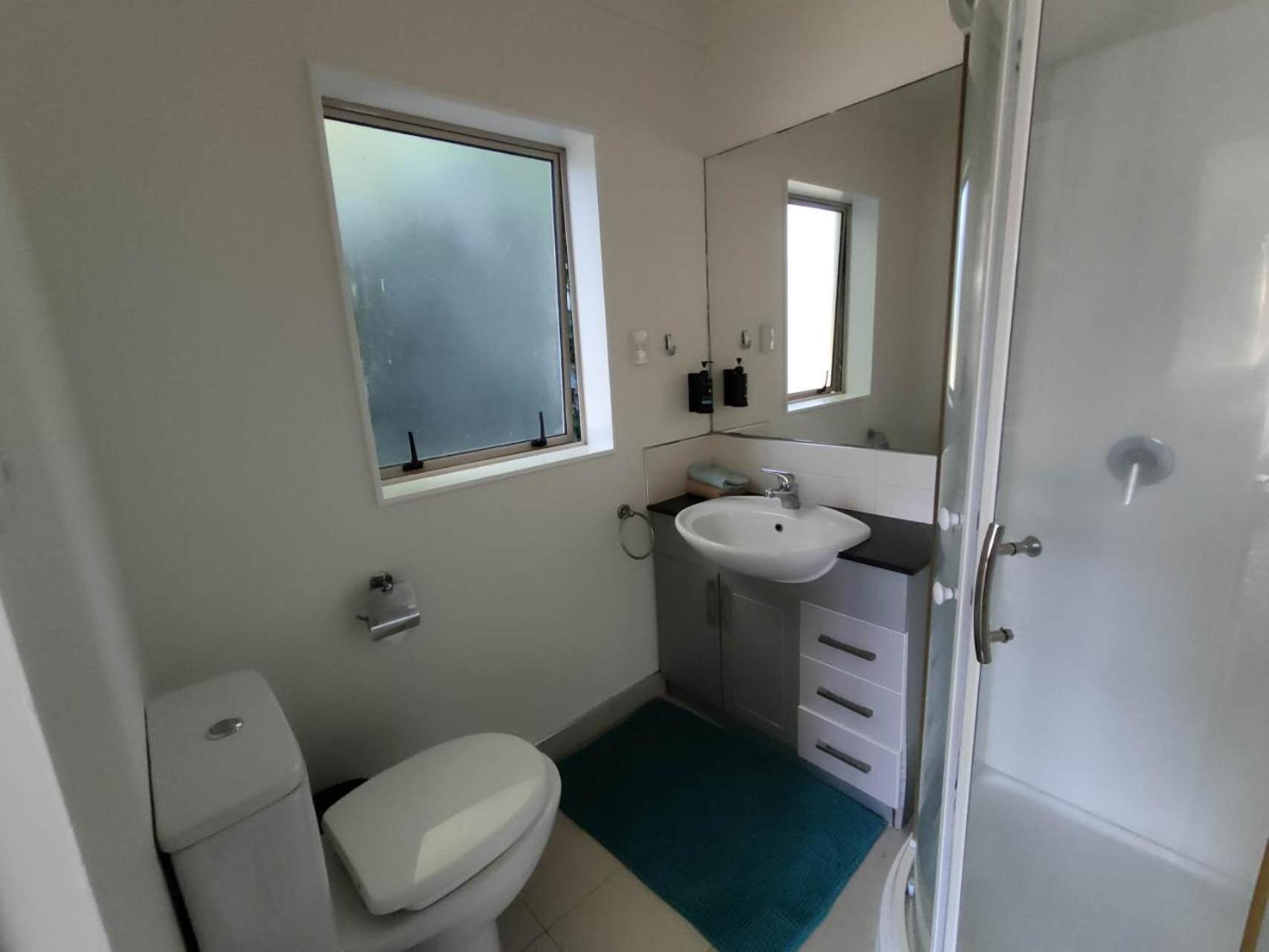 5 Bedroom Sweet House 82a Richardson Road Holiday home Auckland