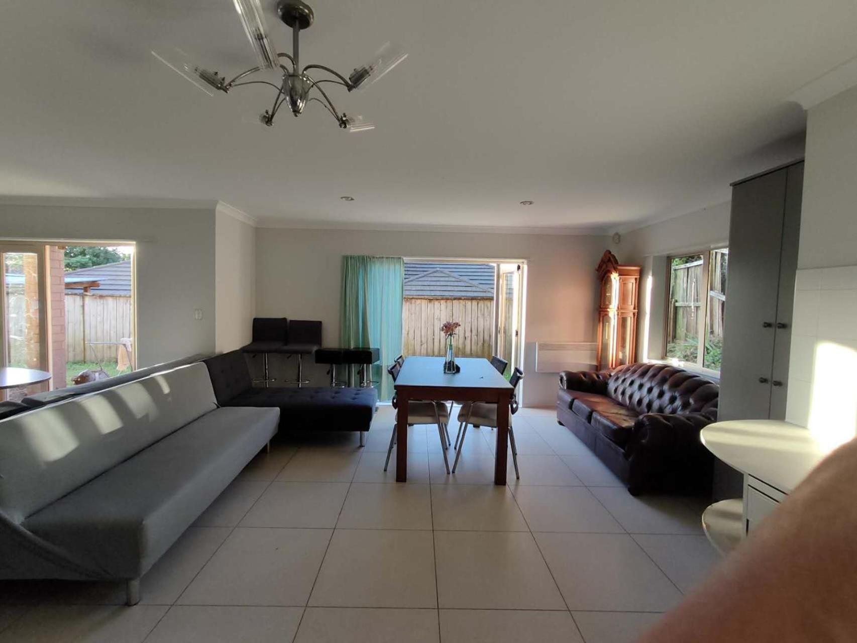 5 Bedroom Sweet House 82a Richardson Road Holiday home *