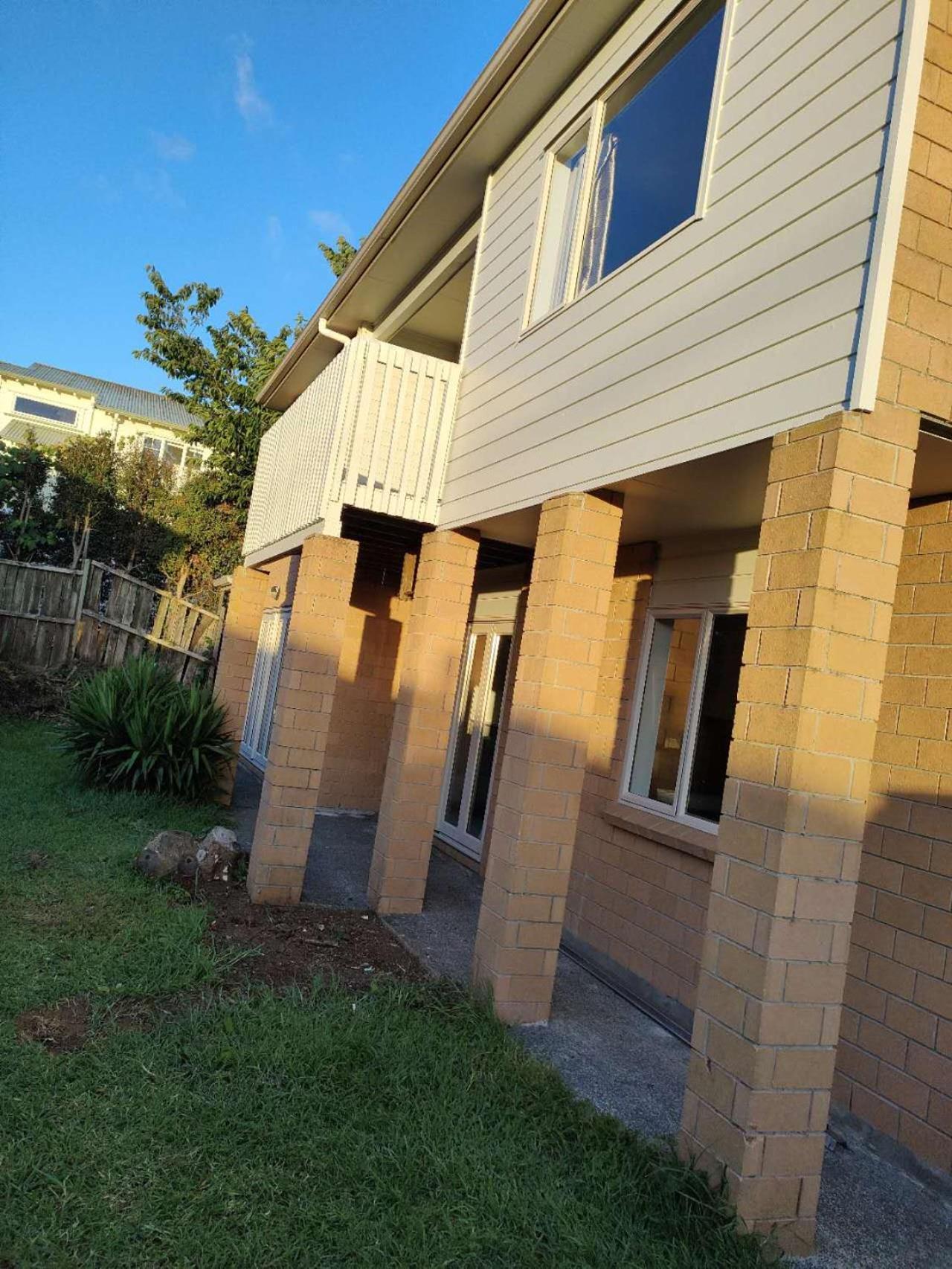 Holiday home 5 Bedroom Sweet House 82a Richardson Road Auckland