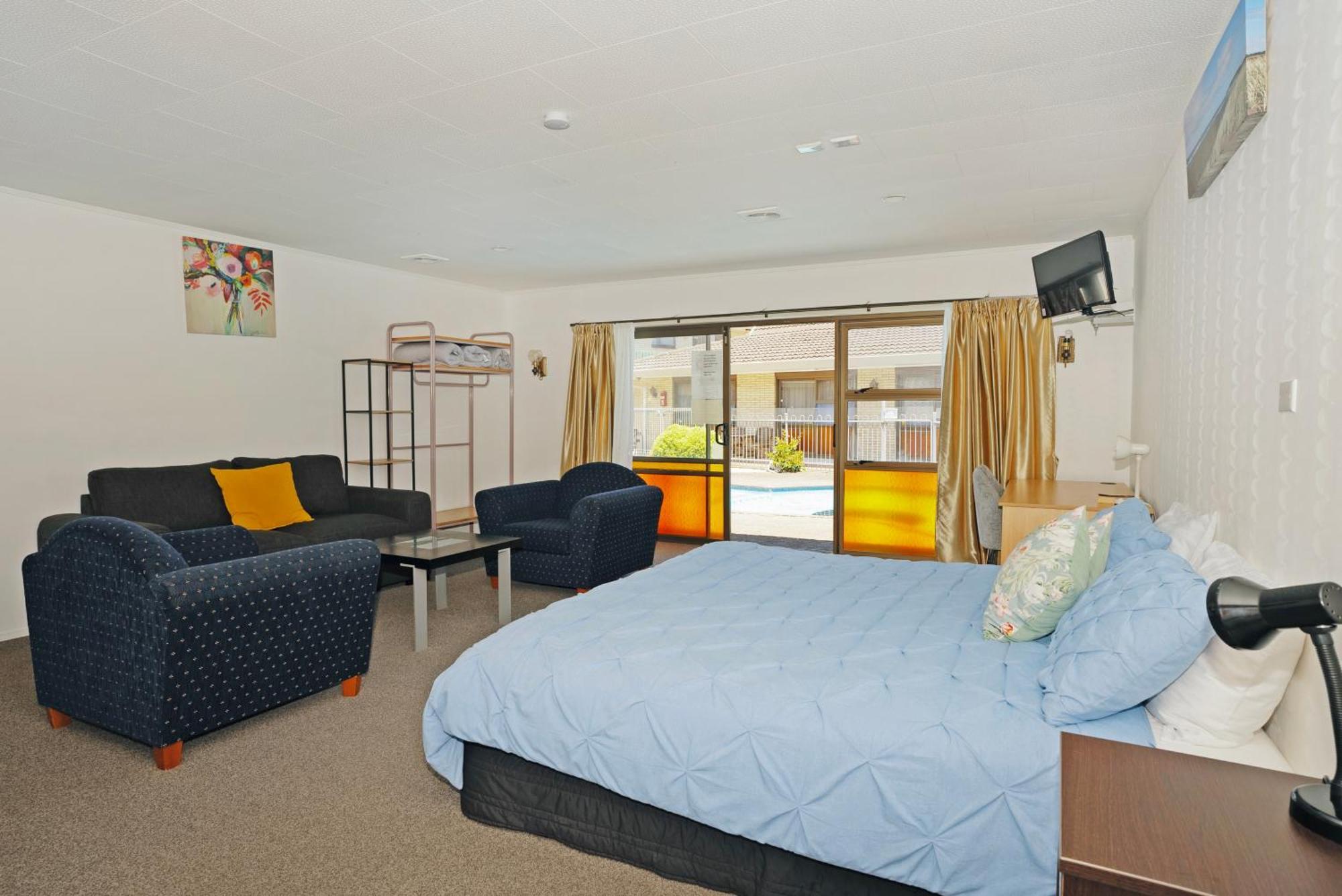 Motel Dukes Midway Auckland