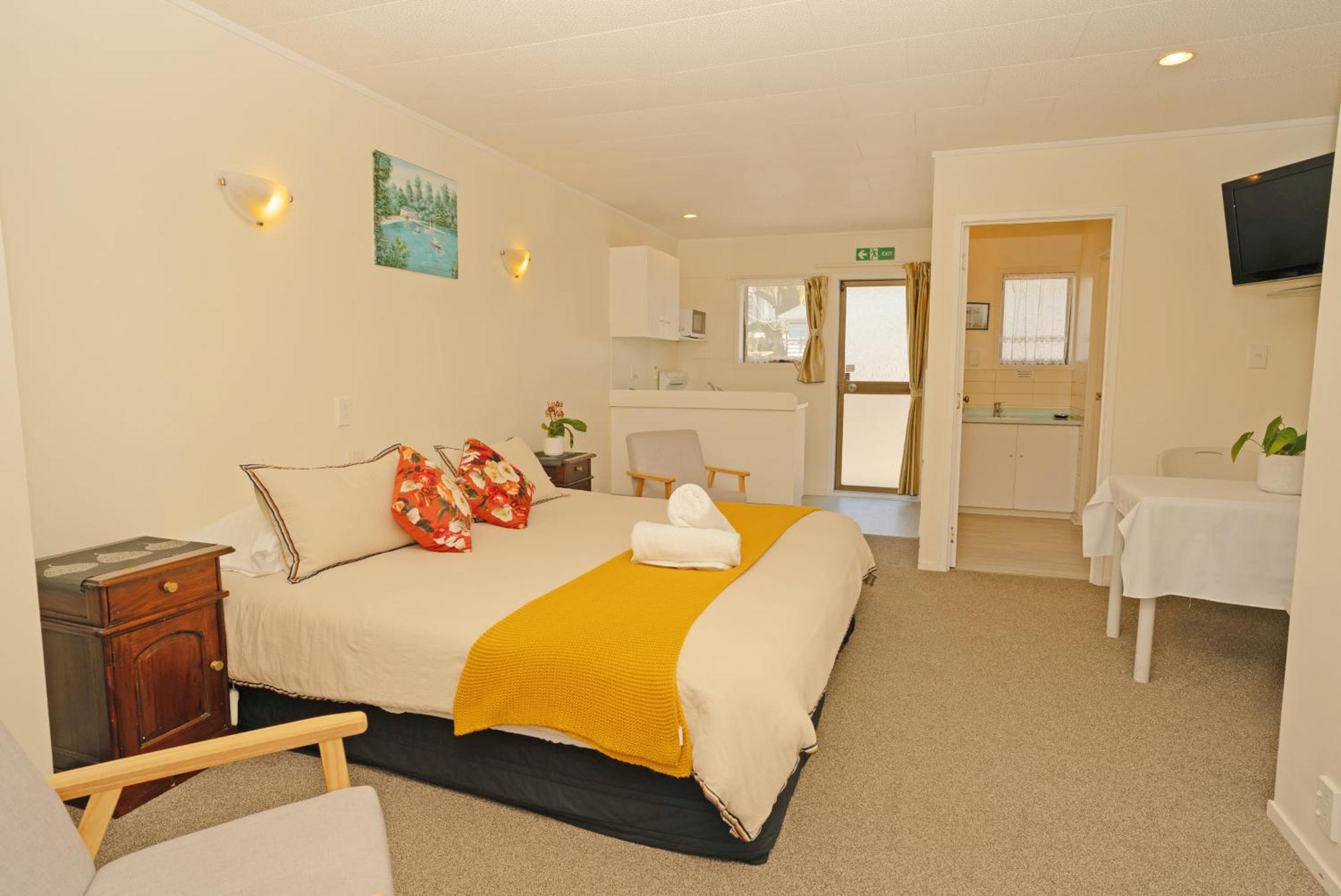 Motel Dukes Midway 4*