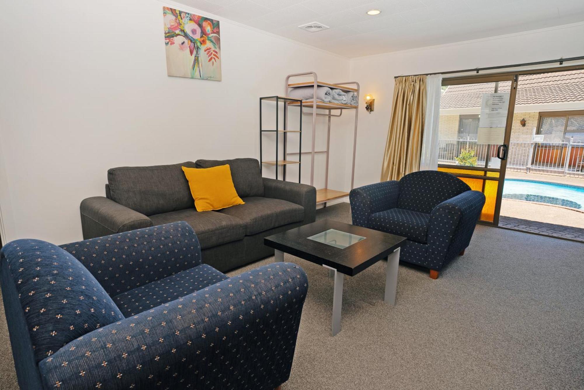 Dukes Midway Motel Auckland
