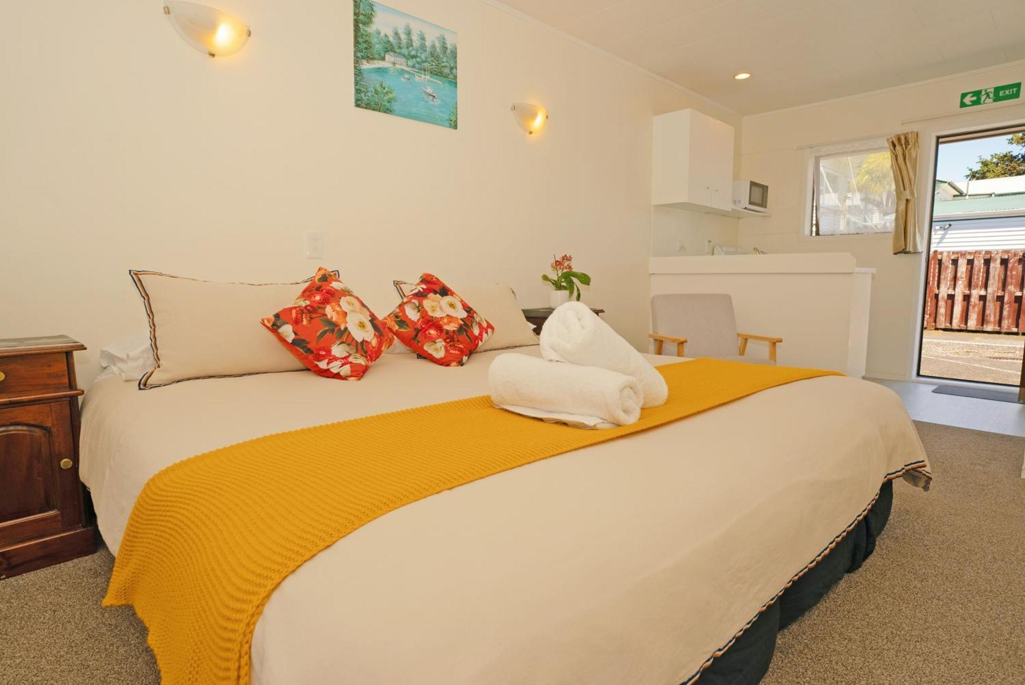 Dukes Midway Motel Auckland