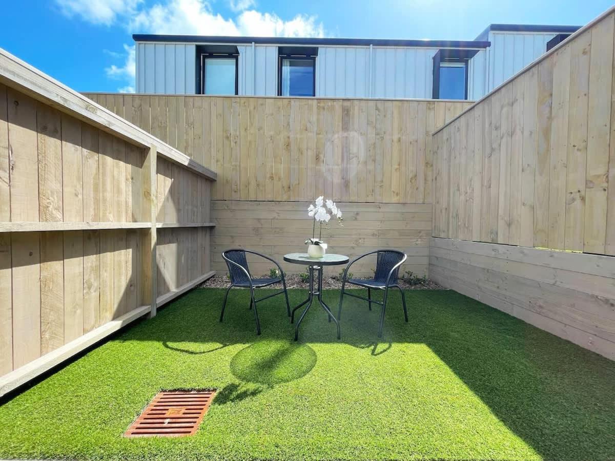 Gem Greenery Backyard 2br With Free Parking & Ac Holiday home *