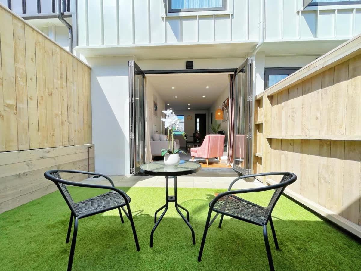Holiday home Gem Greenery Backyard 2br With Free Parking & Ac Auckland