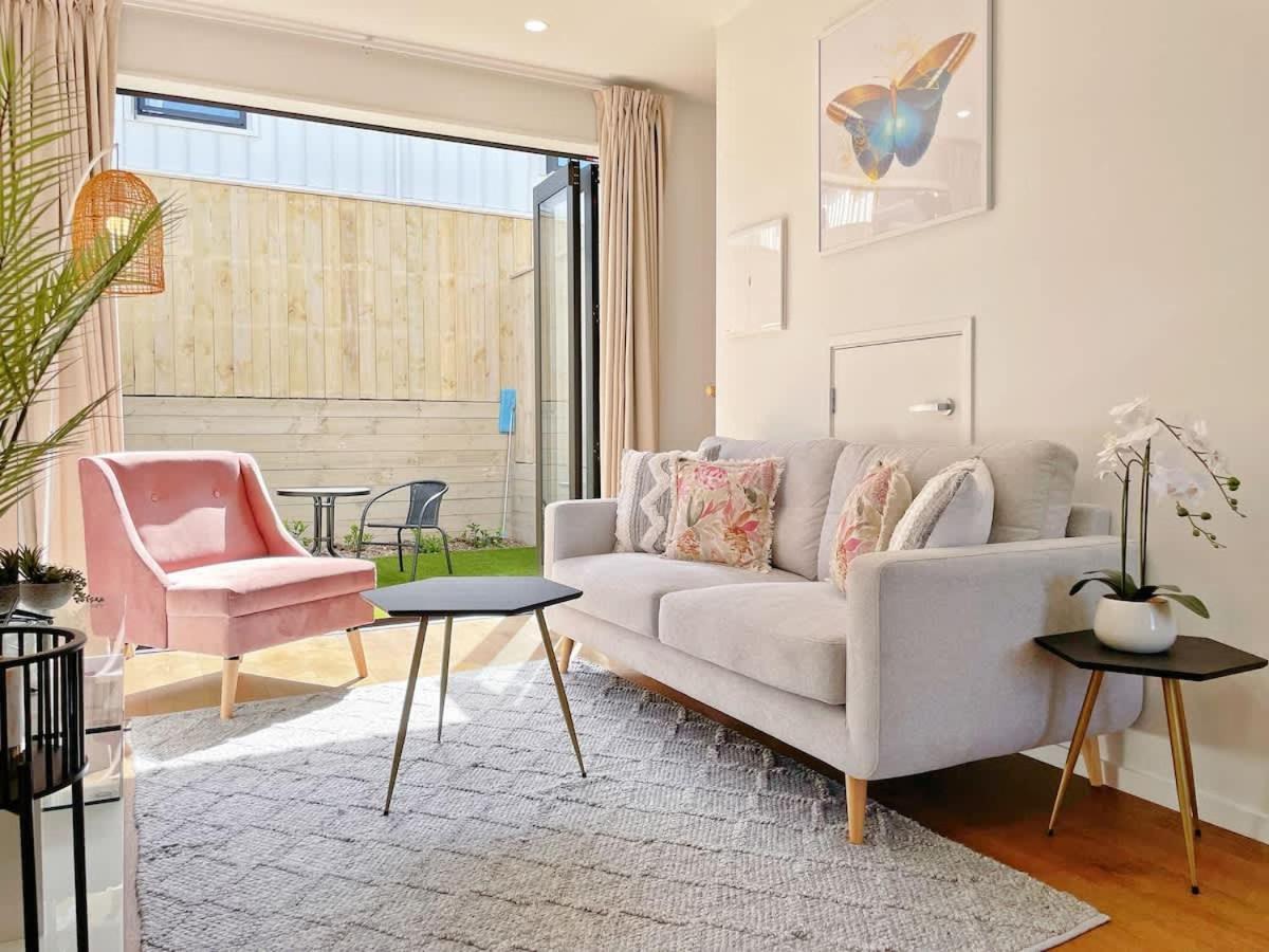 Gem Greenery Backyard 2br With Free Parking & Ac Holiday home