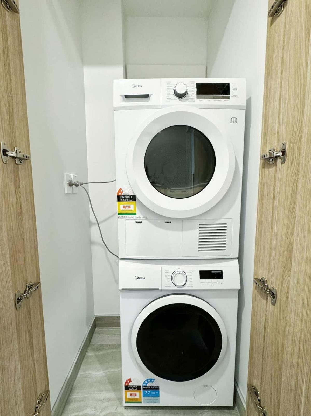 & Ponsonby Center Side 2 Bdr Townhouse Vs Ac *