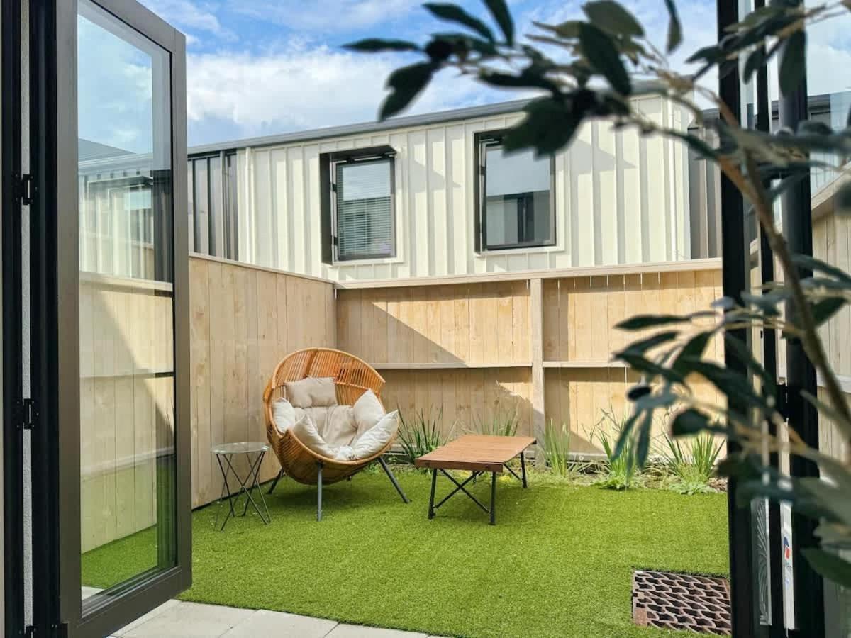 Holiday home Haven Retreat - Stylish 2br Townhouse Vs Ac & Backyard *