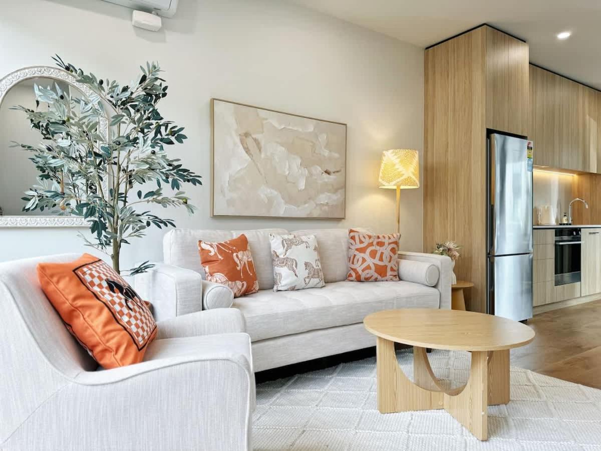 Holiday home Haven Retreat - Stylish 2br Townhouse Vs Ac & Backyard *