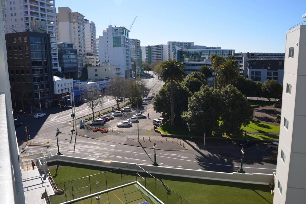 2br Family Friendly With Indoor Pool Apartment Auckland