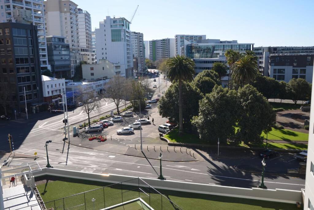 2br Family Friendly With Indoor Pool Auckland