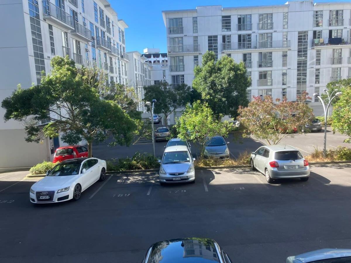 2 Bedroom A Few Steps To Queen St Apartment Auckland
