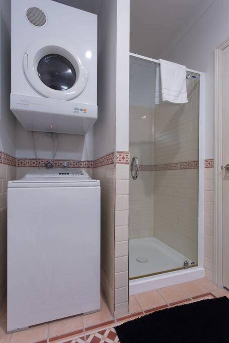 Apartment Warm & Inviting Spacious 1br