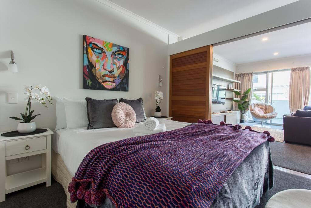 Warm & Inviting Spacious 1br *