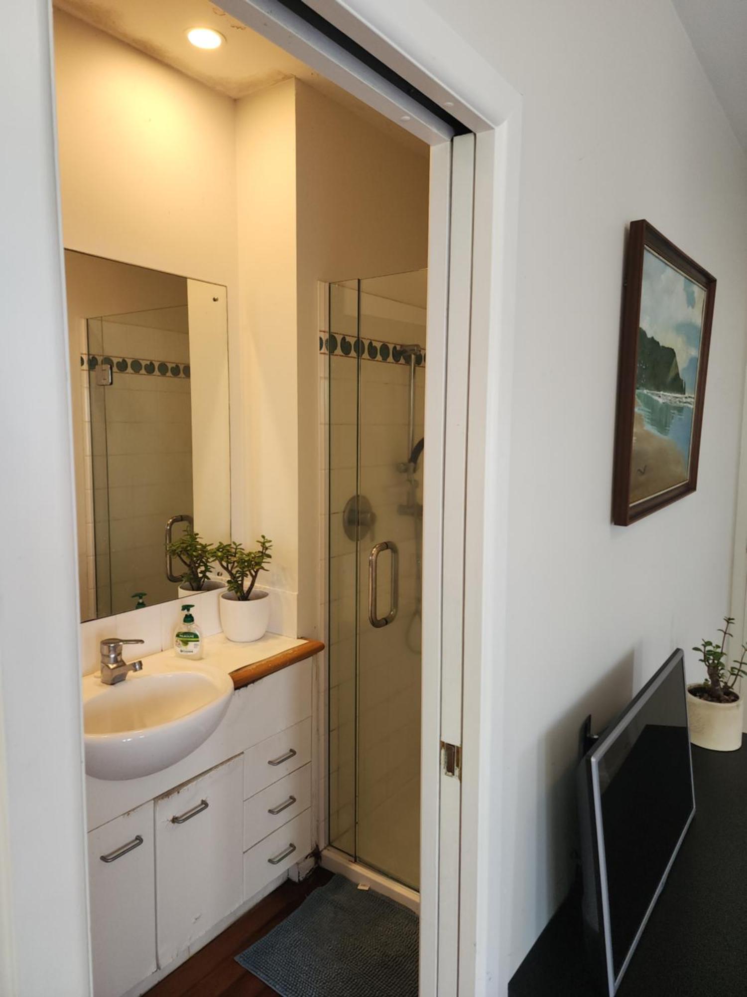 Pupuke Is Your Backyard Homestay Auckland