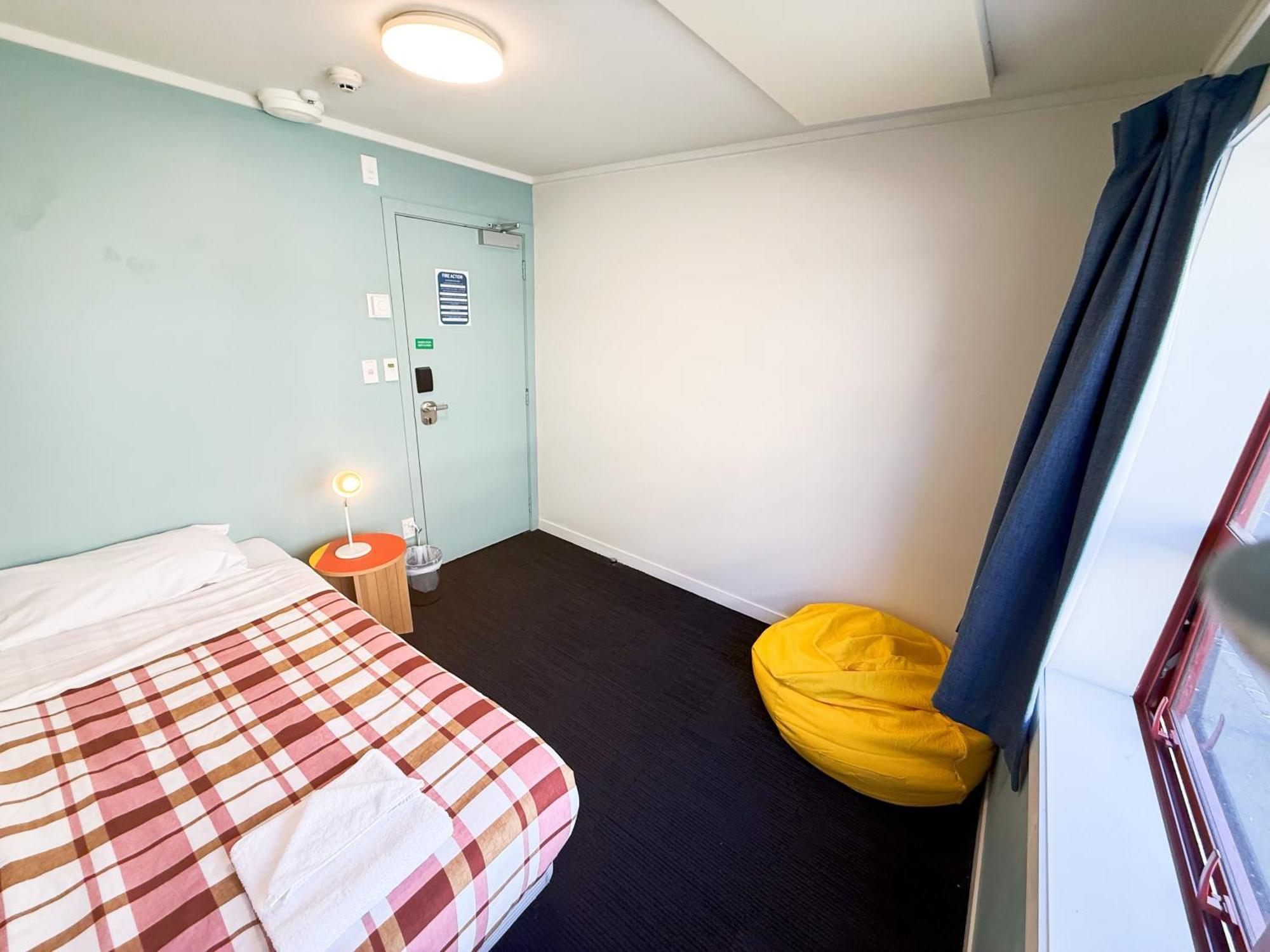 United Hostel *