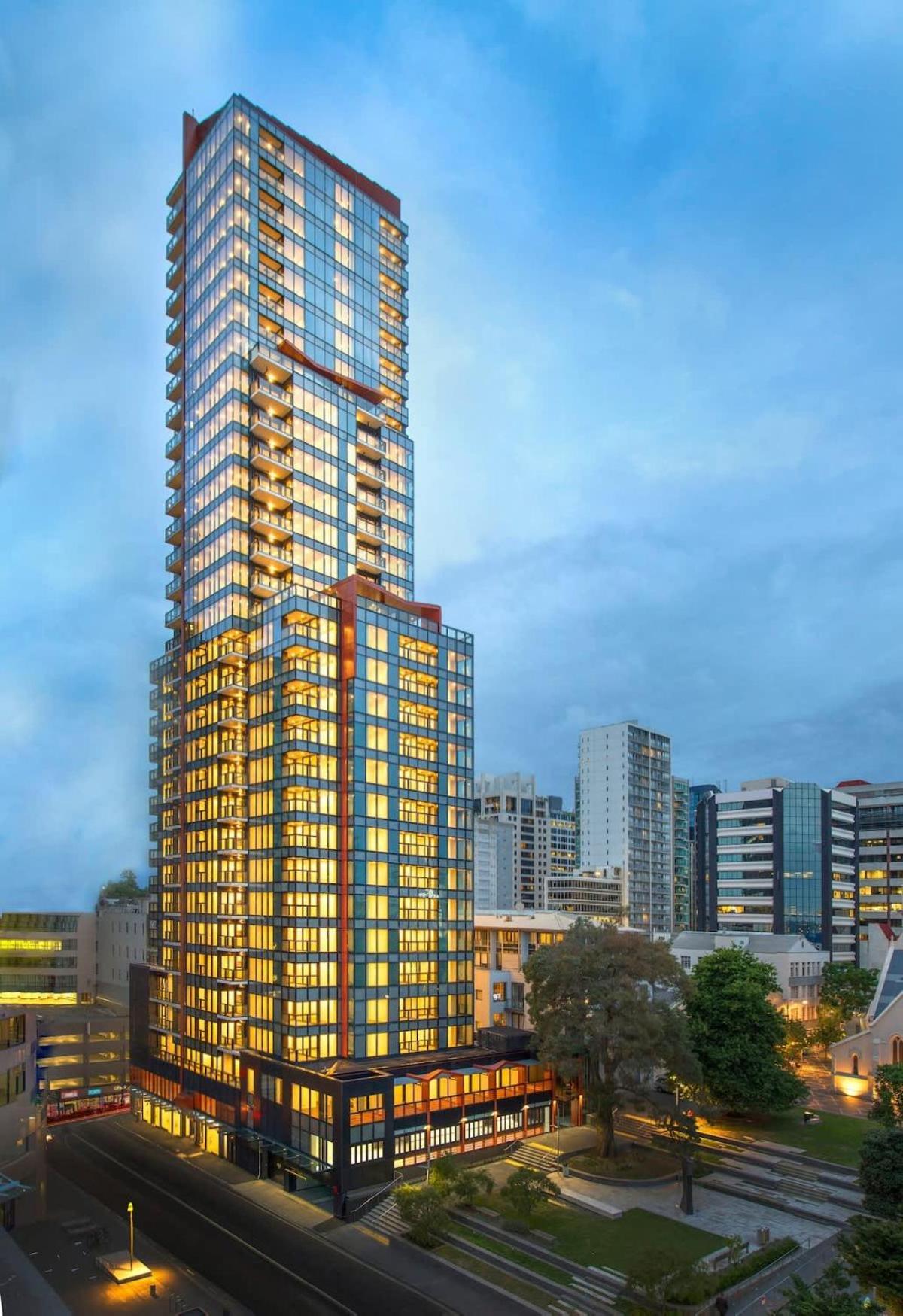 Romantic 2bed & 2bath - Near Skytower & Two Blocks From Waterfront Apartment *