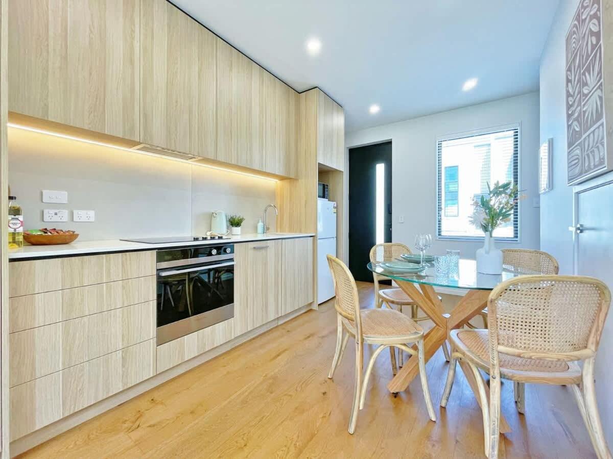 Oasis Hideaway - Aircon 2-br Vs Backyard Close To Ponsonby Holiday home