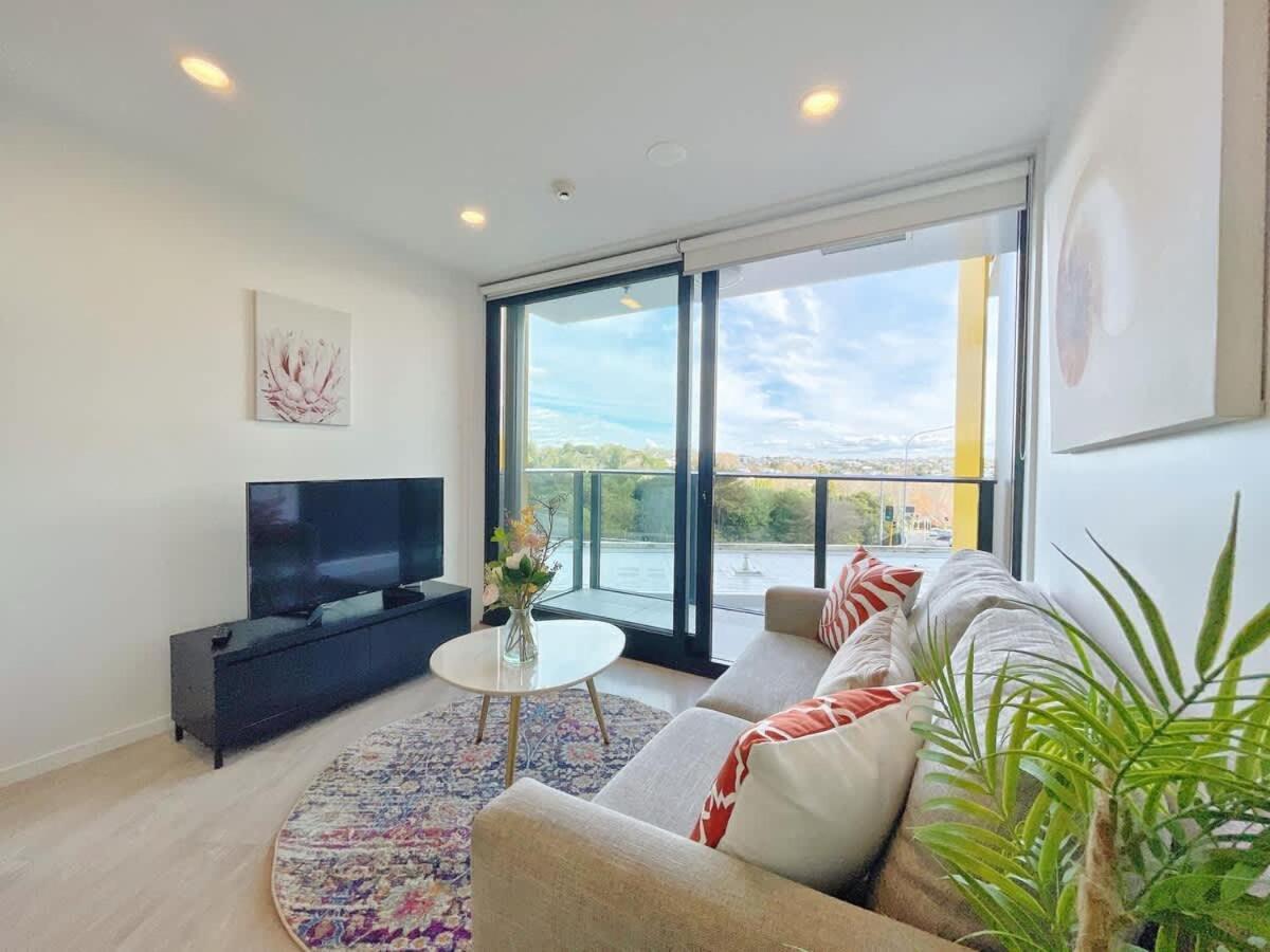 Apartment Modern Comfy In Cbd - Swimming Pool Auckland