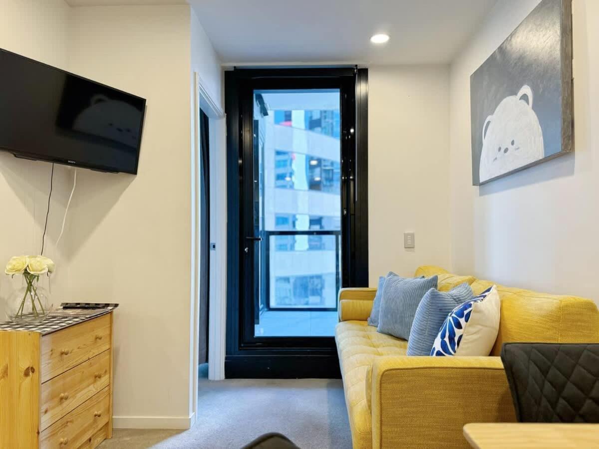 Modern 2 Bedroom Beside Skytower & Queen St In The Heart Of Cbd * Auckland