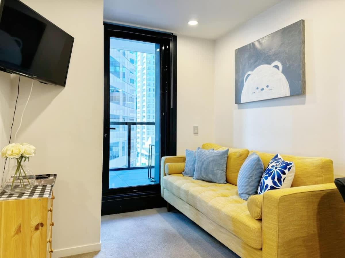Modern 2 Bedroom Beside Skytower & Queen St In The Heart Of Cbd