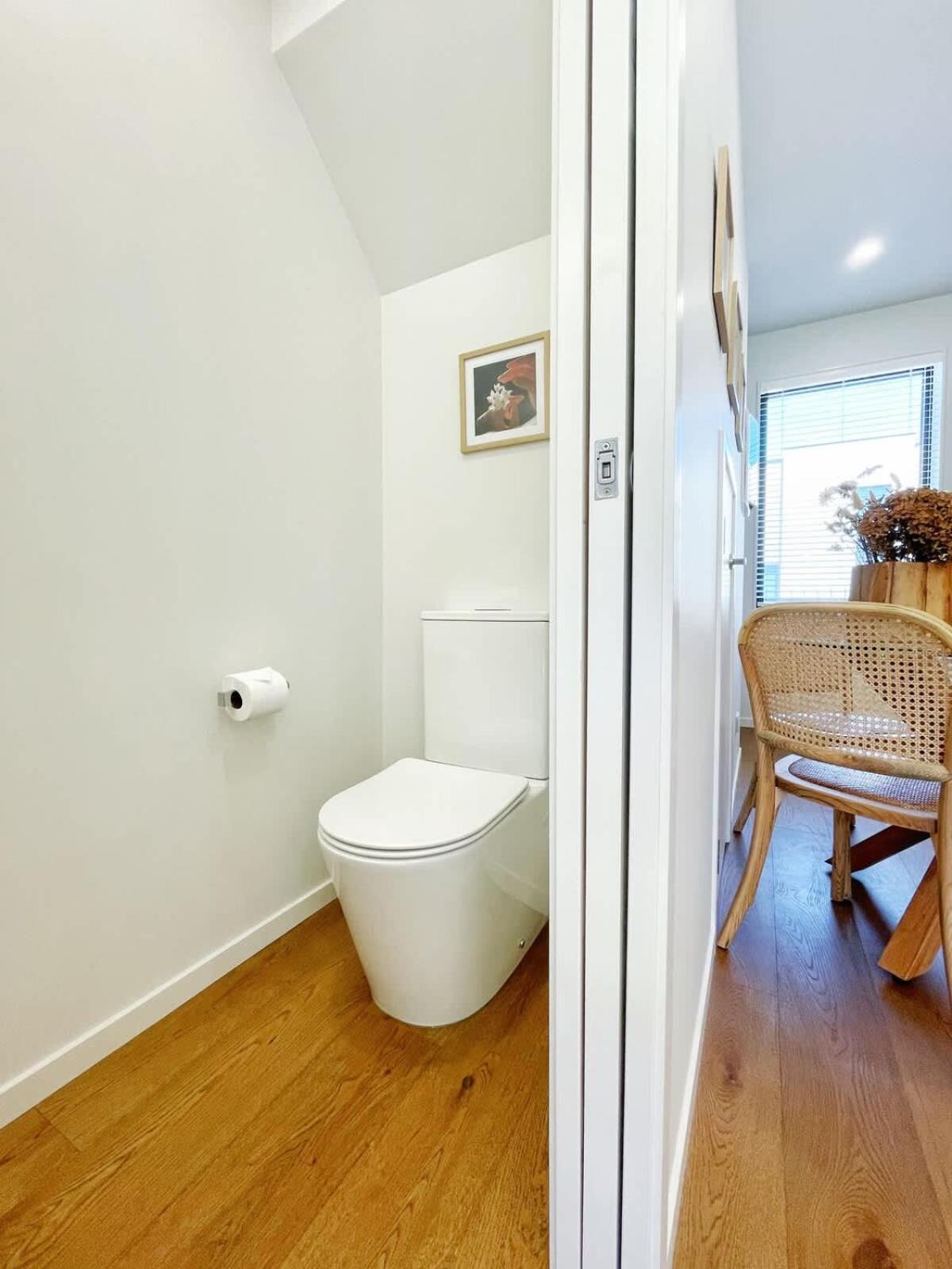 Holiday home Rare Retreat Stylish 2br Townhouse Vs Ac & Parking