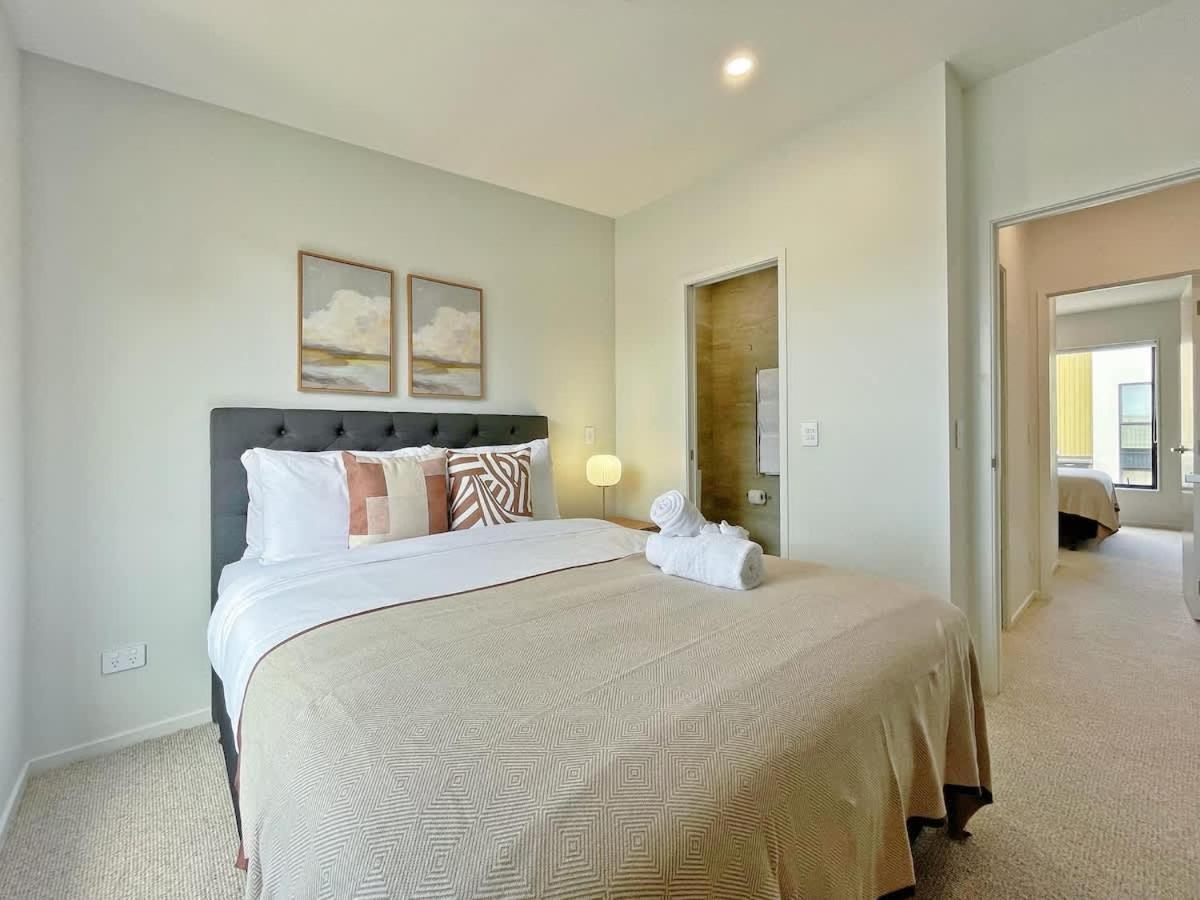 Tranquil Townhouse 2br & 1 Study With Free Parking & Backyard Holiday home Auckland