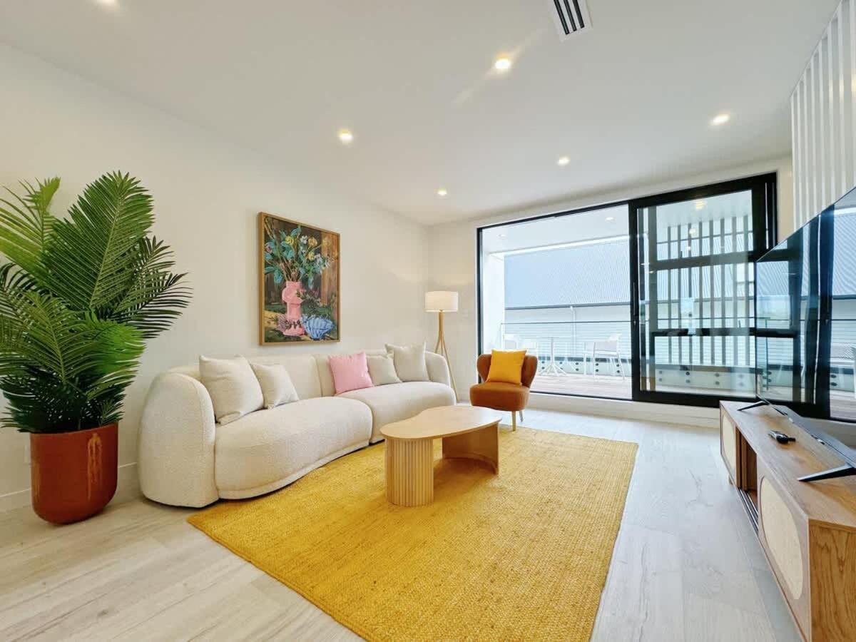 Holiday home A Away From - Luxury 4beds Asb Showgrounds & Cornwall Park *