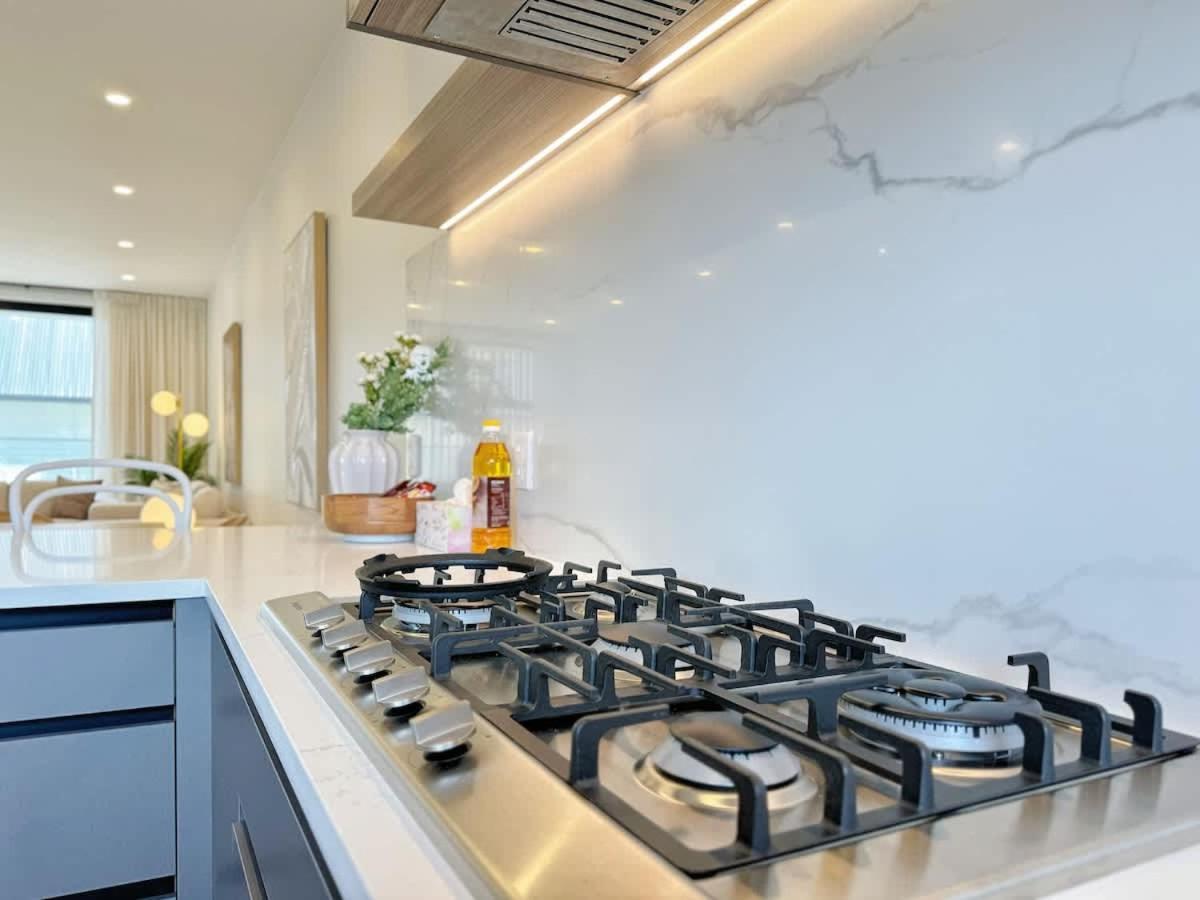 Luxury 4 Beds Family & Business Travel - Asb Showgrounds & Cornwall Park *
