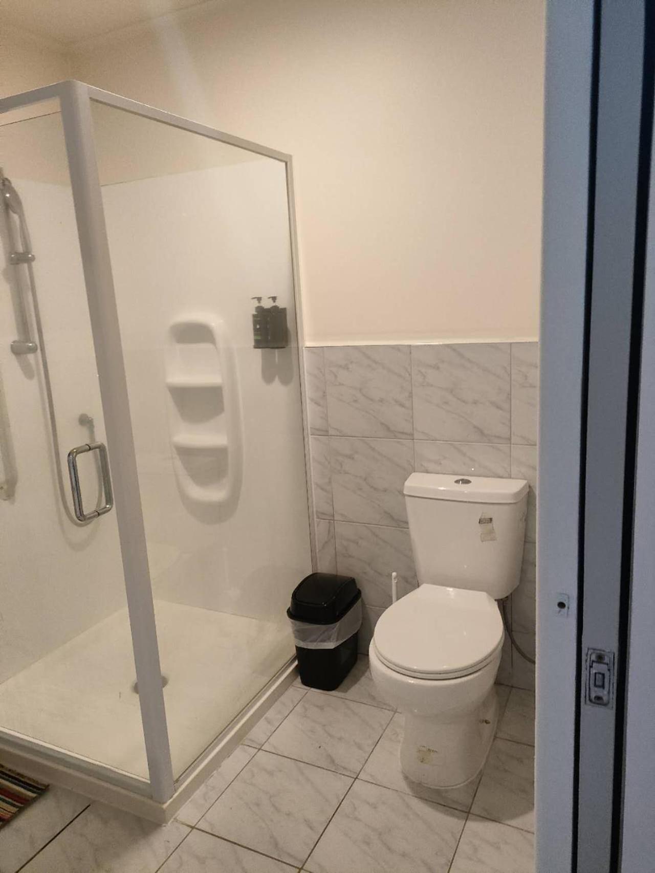 Holiday home 3 Bedroom House A, 30 Laurel St, Mt Albert, Auckland