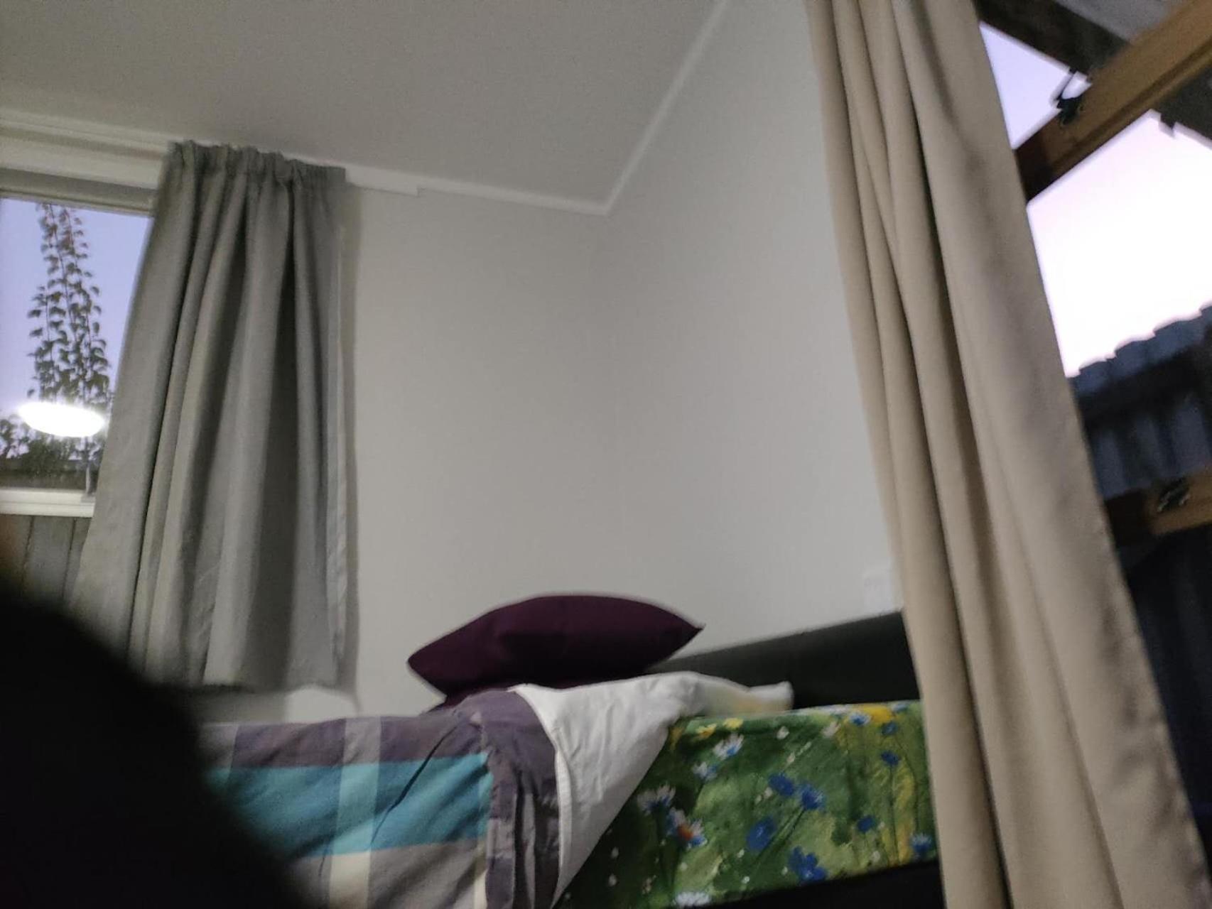 3 Bedroom Small Garden Chalet B, 30 Laurel St, Mt Albert, Holiday home Auckland