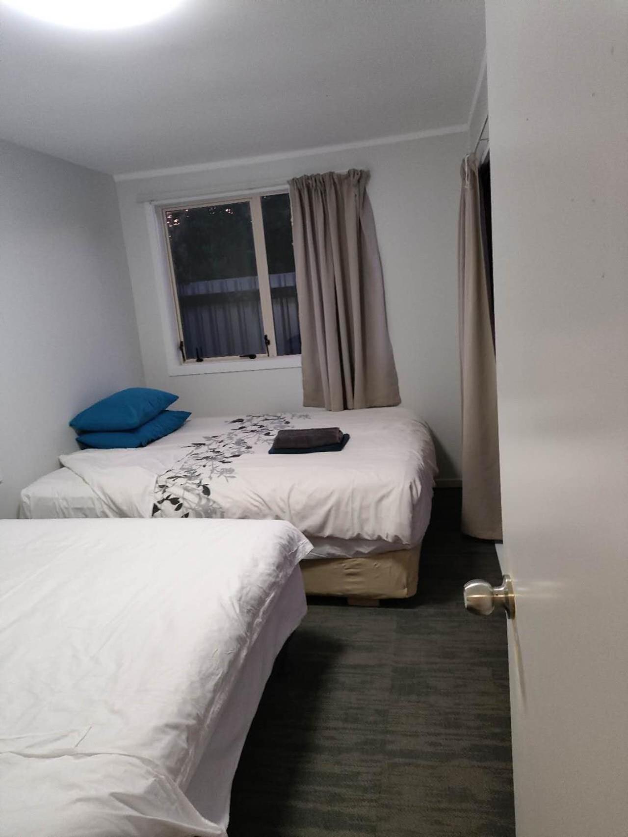 3 Bedroom Small Garden Chalet B, 30 Laurel St, Mt Albert, Auckland