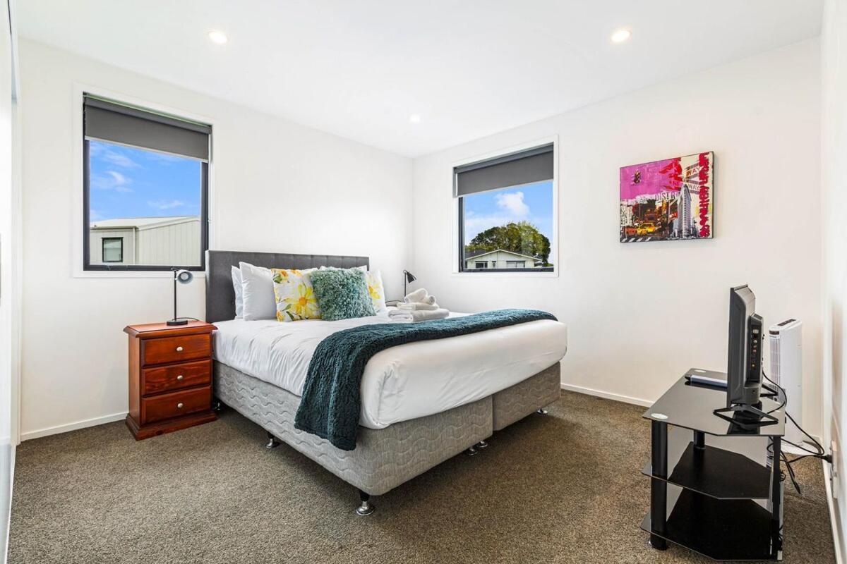 Akl Air Port 6 Km, Free Car Park, Spacious & Bright * Auckland