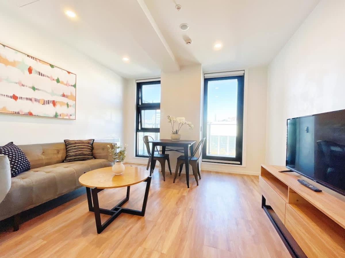 Apartment Chic & Comfy 1 Bed Vs Gym Pool & Sauna In Cbd Near Skytower