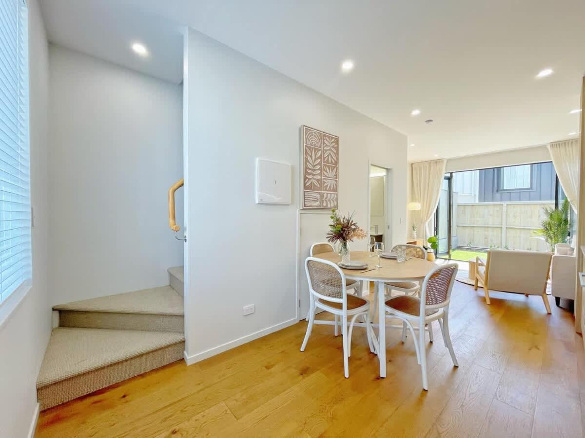 Holiday home Serenity 2br Townhouse Vs Ac Backyard & Parking Auckland