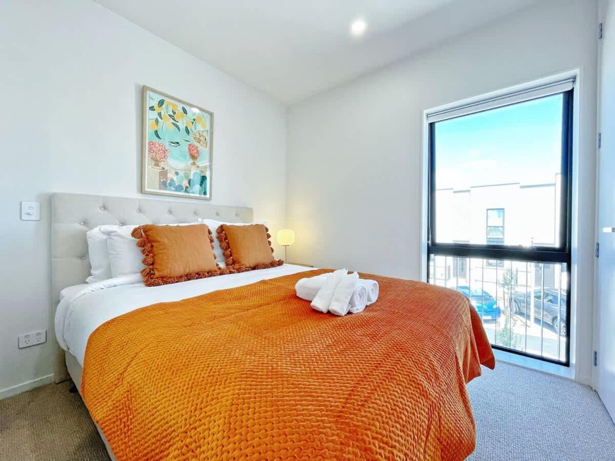 Serenity 2br Townhouse Vs Ac Backyard & Parking Holiday home *