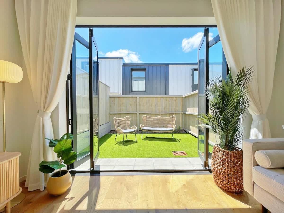 Holiday home Serenity 2br Townhouse Vs Ac Backyard & Parking