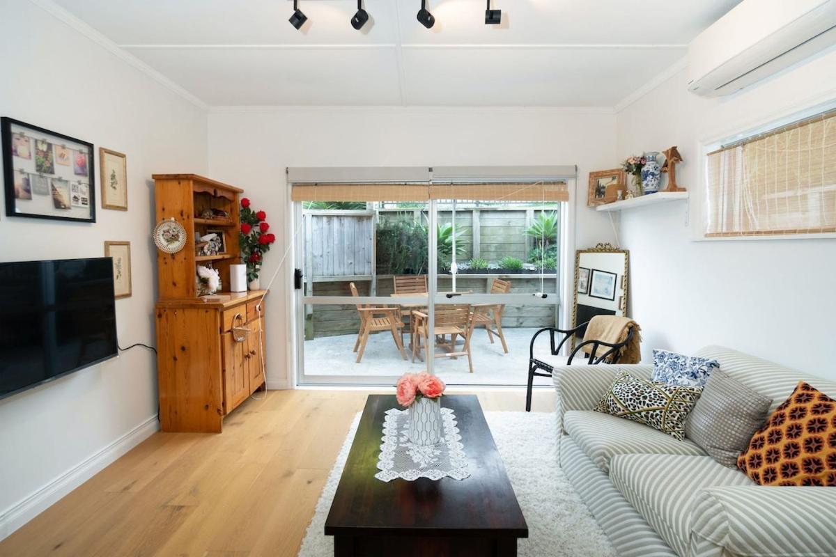 Sunshine Daydream W Edmund Holiday home