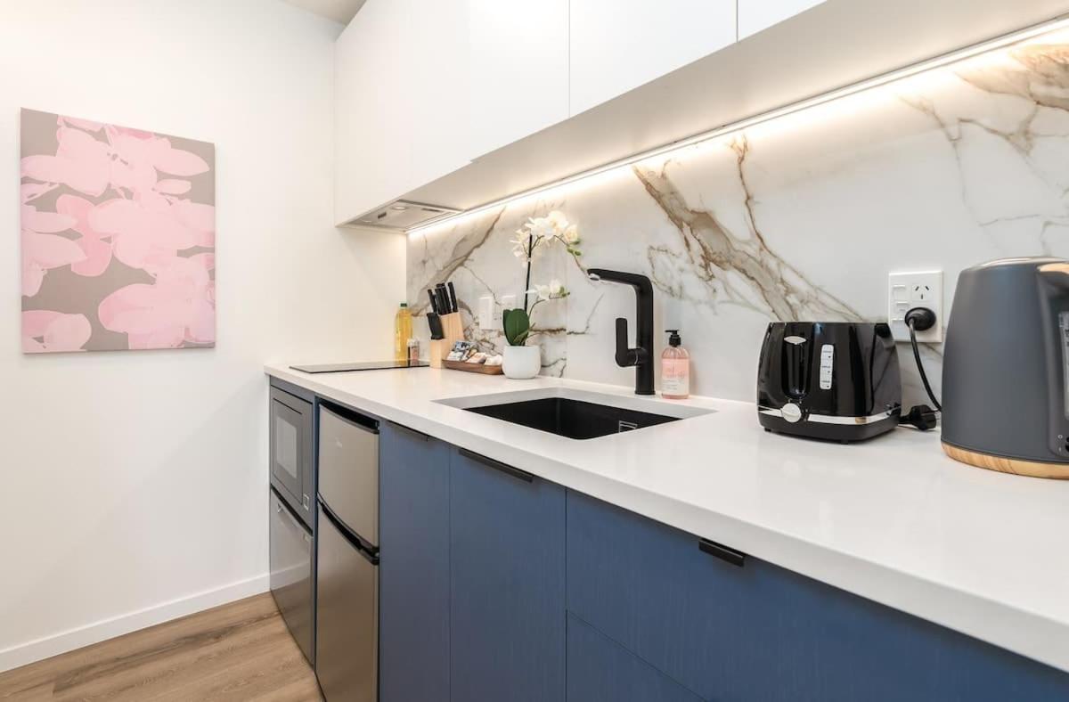 Tasteful Luxury Modern 2br With Aircon In The Next To Park *