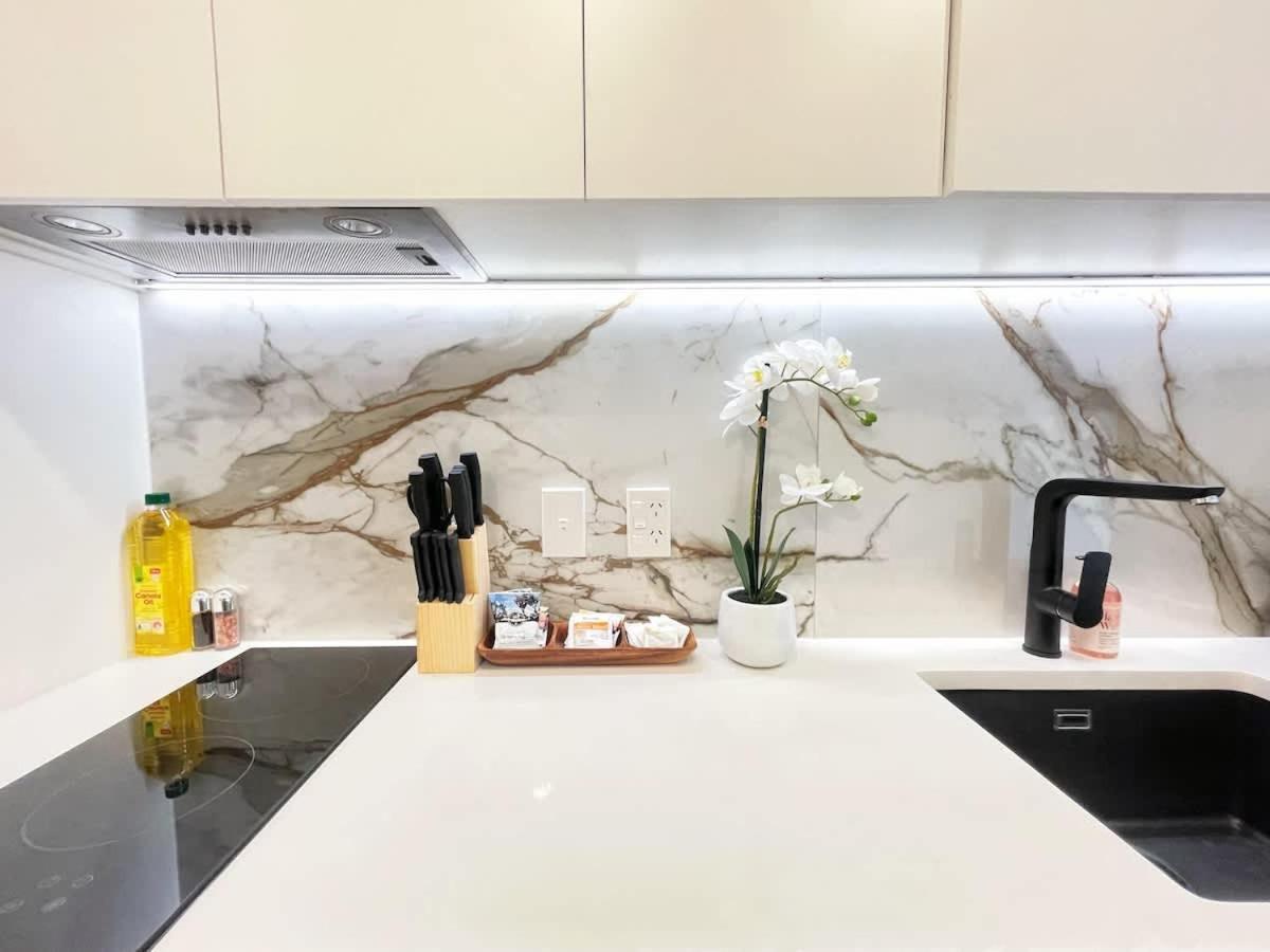 Tasteful Luxury Modern 2br With Aircon In The Next To Park * Auckland