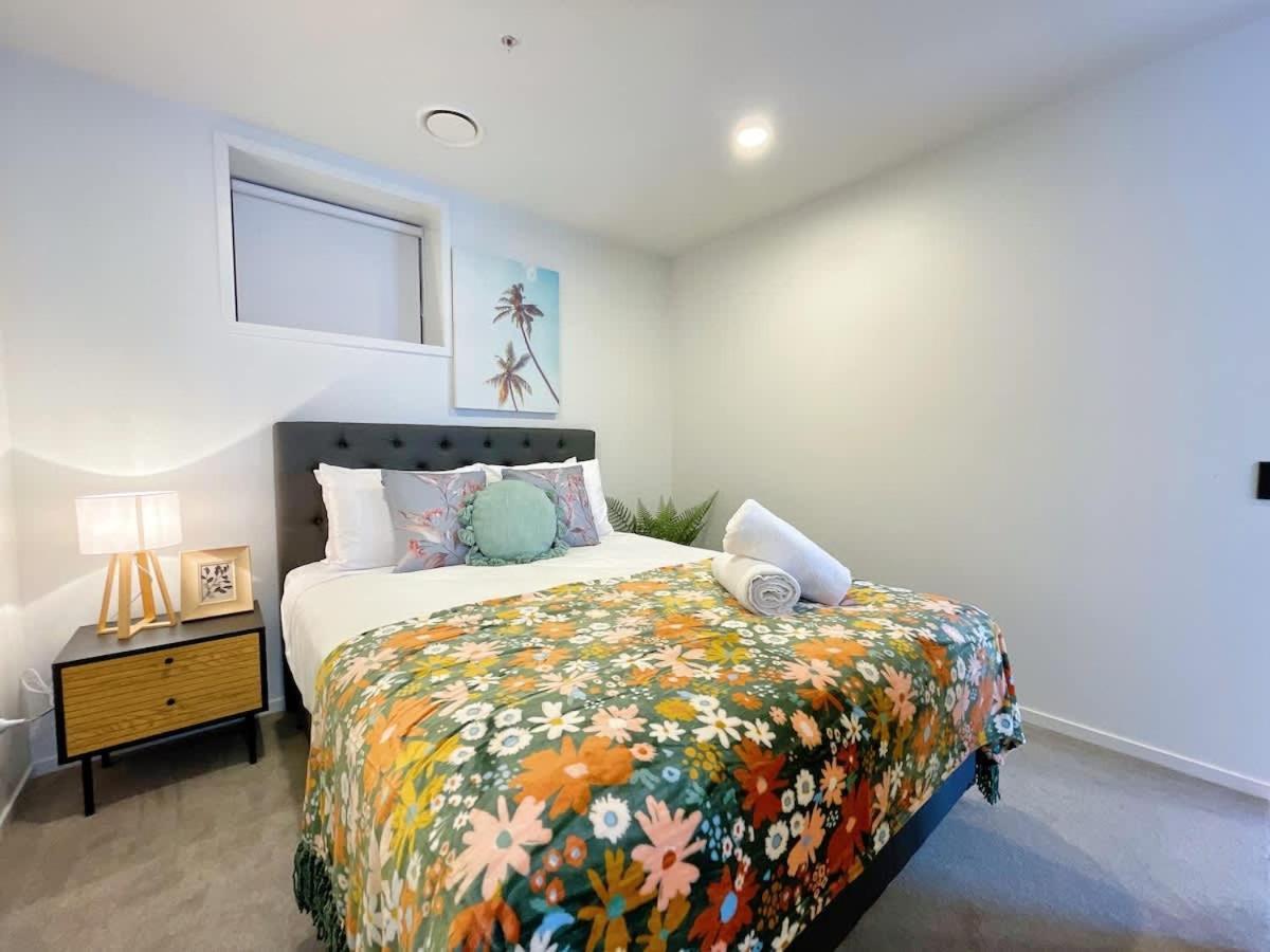 Stylish Cozy Nearby Skytower-pool Gym Sauna Apartment *