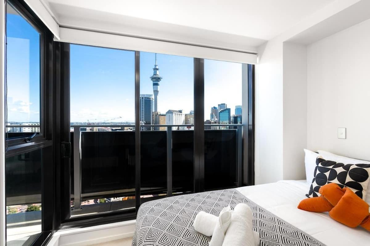 Apartment The Heart Of Living With Incredible & Skytower View Nearby Queen St