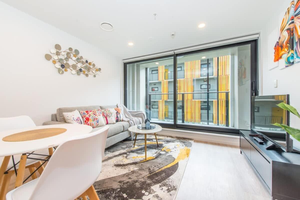 Stylish Comfy With Swimming Pool * Auckland